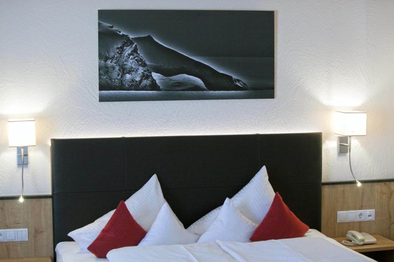 Hotel Truyenhof Ried im Oberinntal Zewnętrze zdjęcie